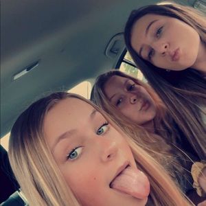 Meet your Posher, Sierra